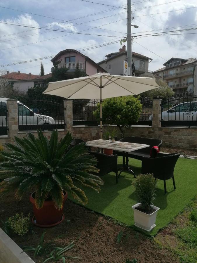 Apartments Dona Τσερνομόρετς Εξωτερικό φωτογραφία