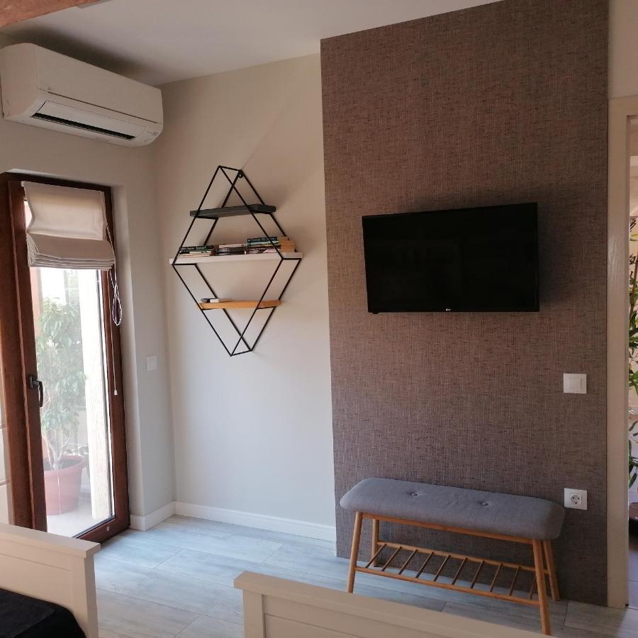 Apartments Dona Τσερνομόρετς Εξωτερικό φωτογραφία
