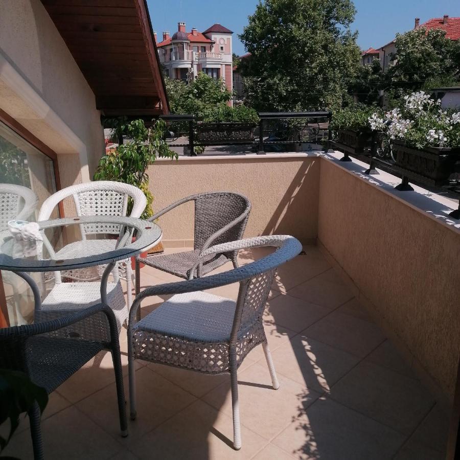 Apartments Dona Τσερνομόρετς Εξωτερικό φωτογραφία